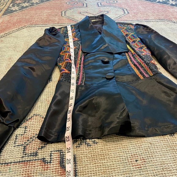 Rare vintage 70s Glam satin embroidered top! - Picture 3 of 4
